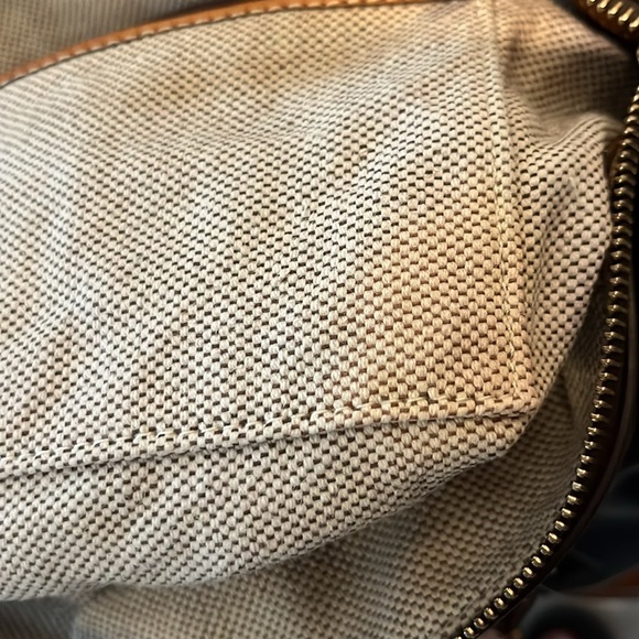 Dooney & Bourke Satchel Smooth leather Black/ brown dome top excellent cond. - Picture 13 of 17